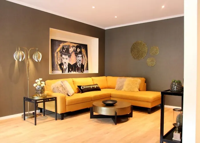 公寓 Moselromance - Luxusapartment - Grosse Terrasse - Ruhige Lage 特拉本特拉巴赫